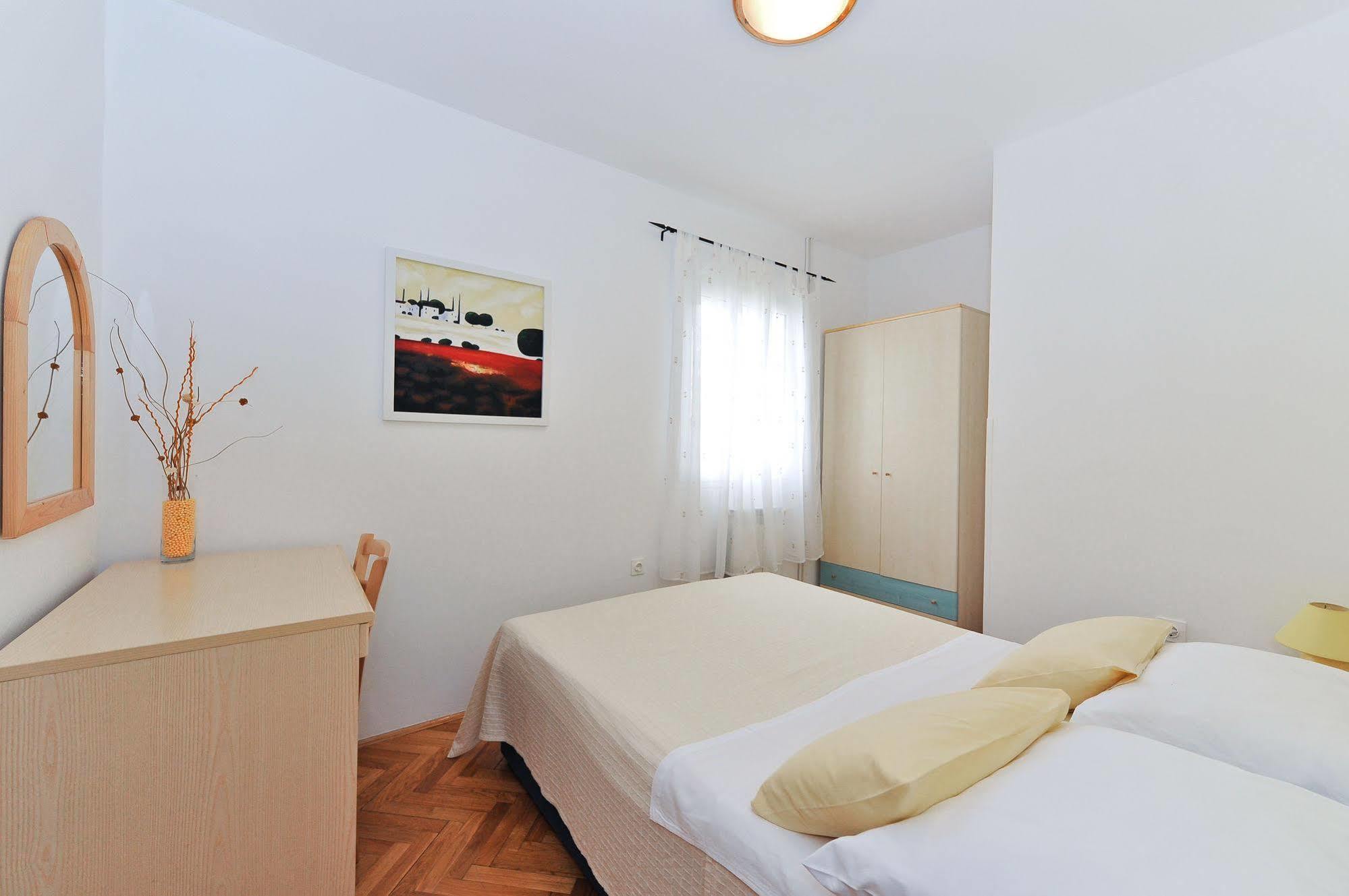 Apartments&Rooms Petra Zadar Buitenkant foto